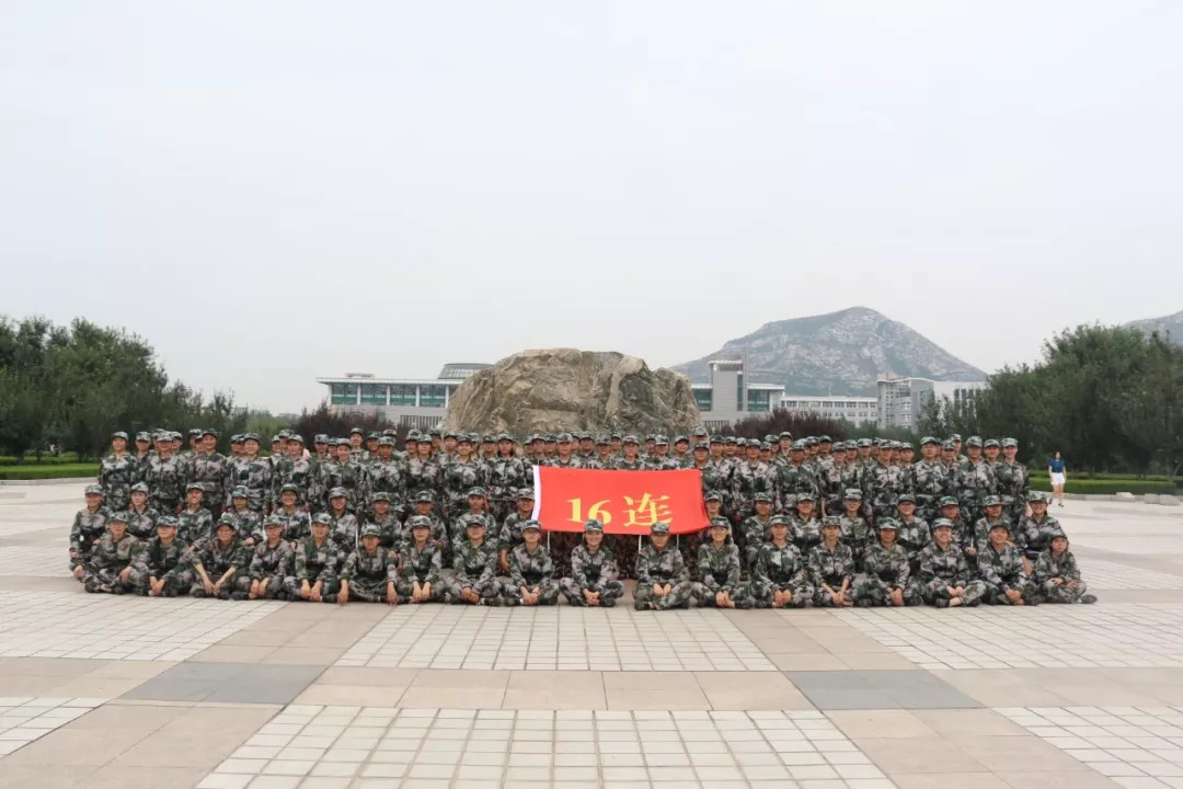 队员兢兢业业，豪取胜利向前行