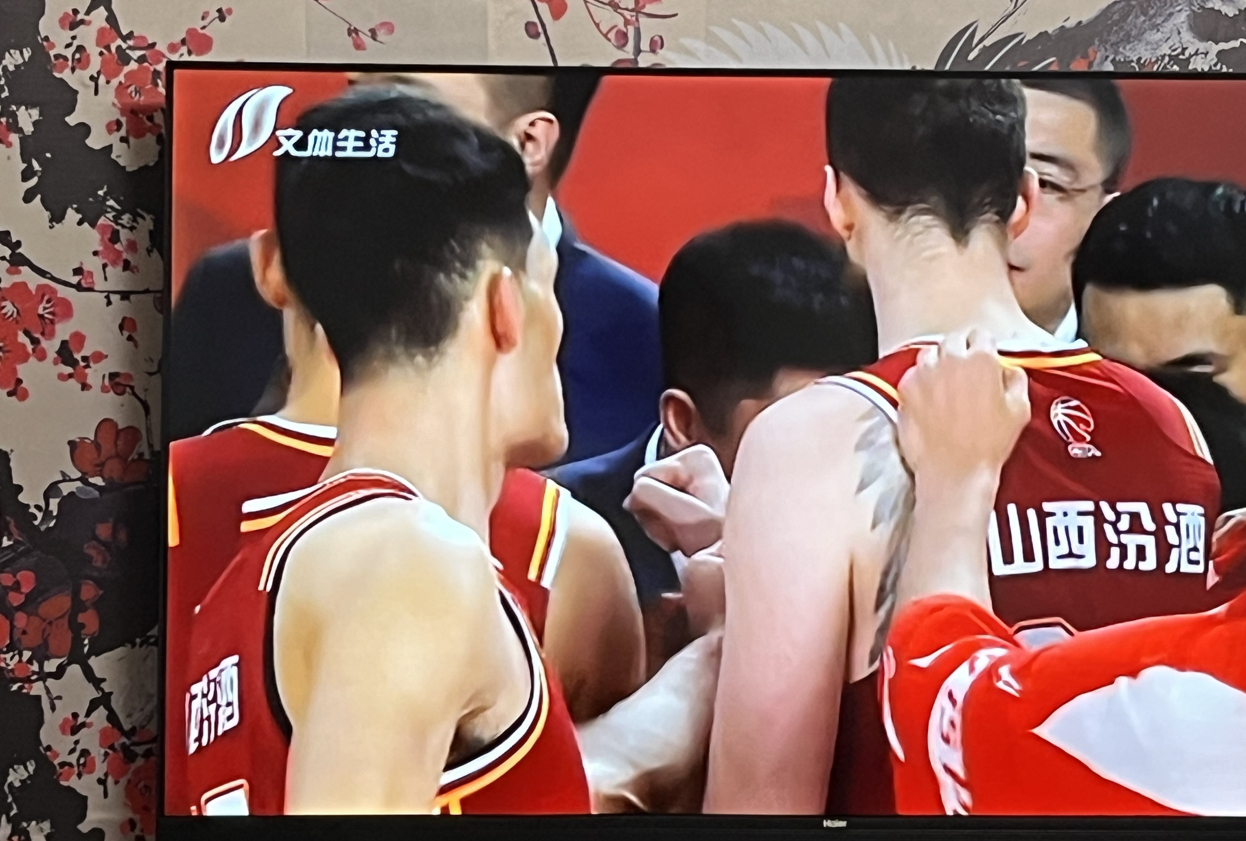 包含屡败屡战！山西队反弹击败八一队的词条