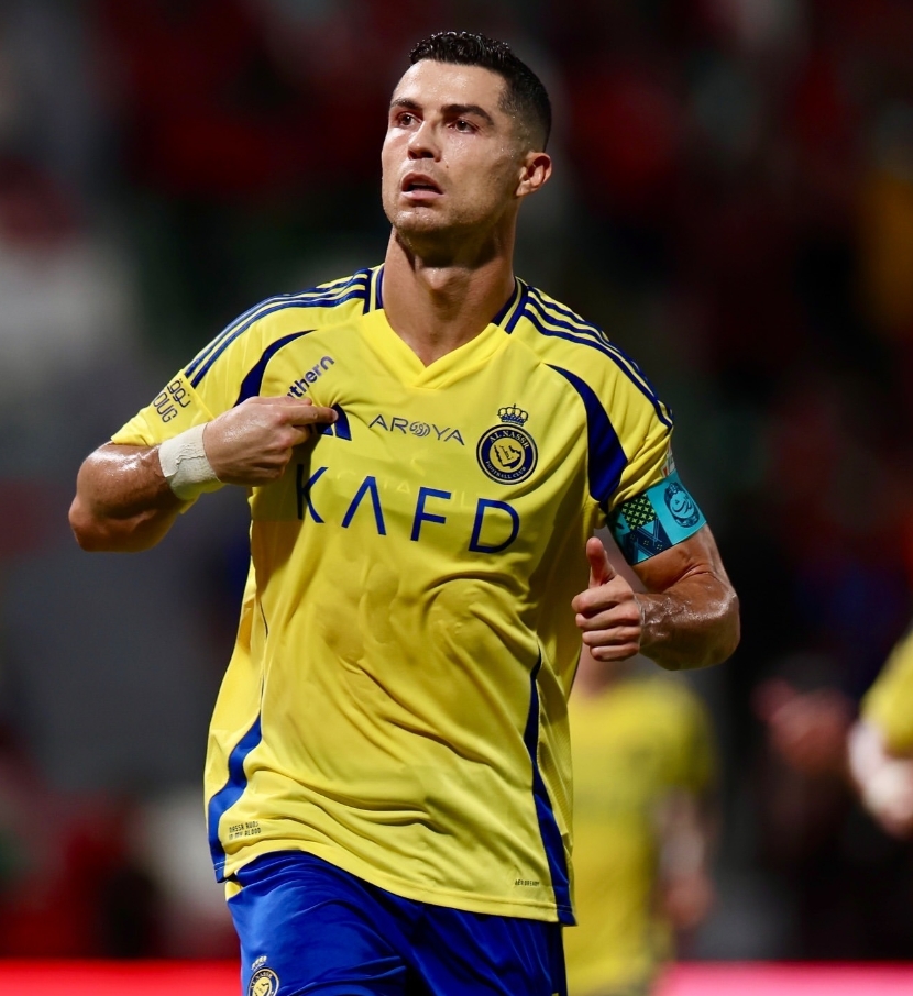 尤文图斯3-2击败AC米兰取得连胜，C罗破门奠定胜局的简单介绍